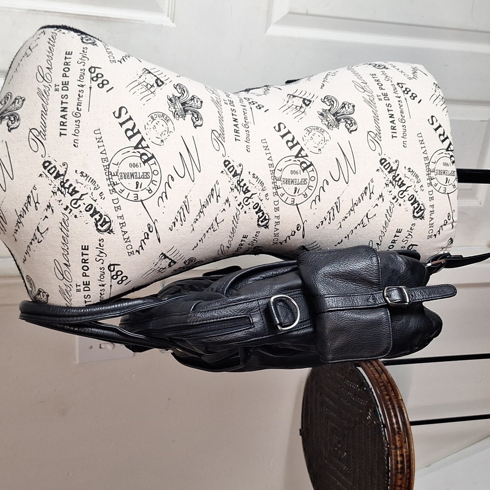 Ameri Bag Black Leather Backpack Missing Strap - image 4